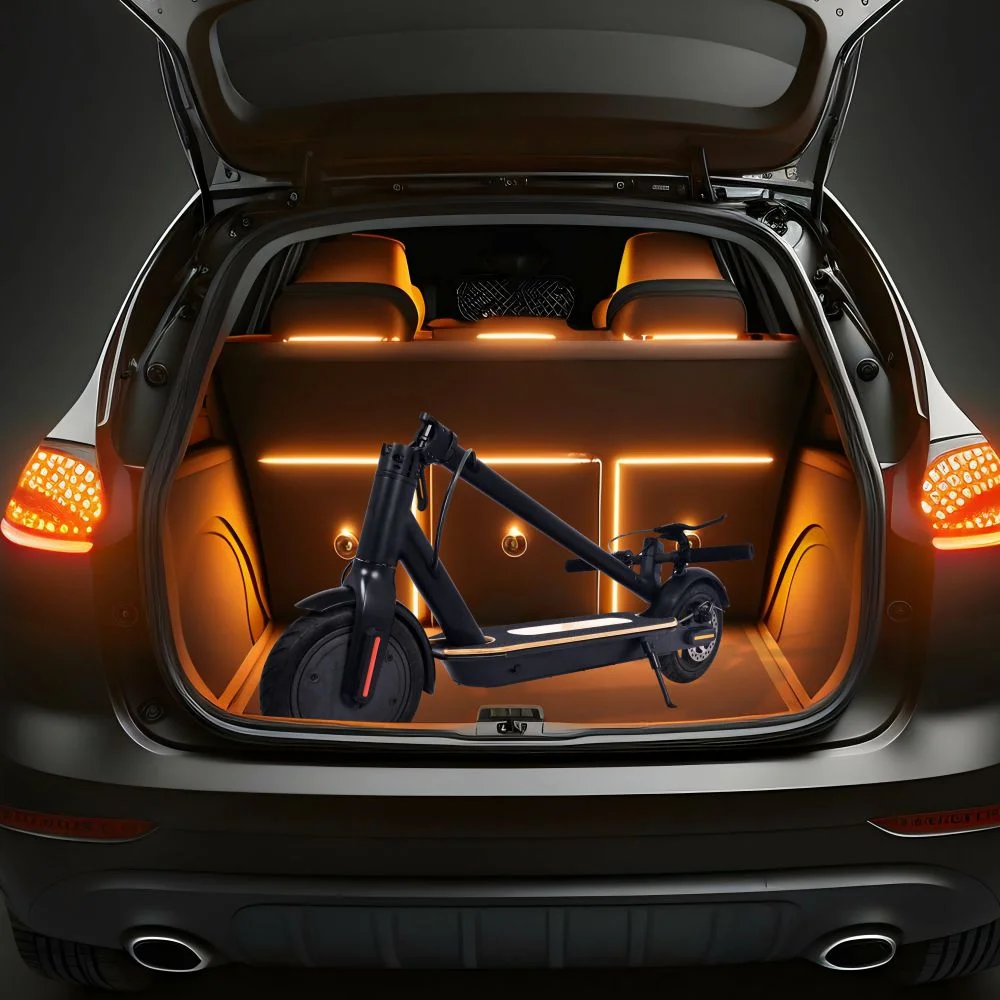 Złoty kontroler Xbox z kolorowymi przyciskami i czarnym tłem.