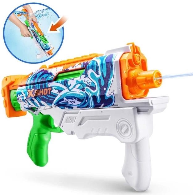 Kolorowy pistolet na wodę z motywem delfina i fal strzela wodą.