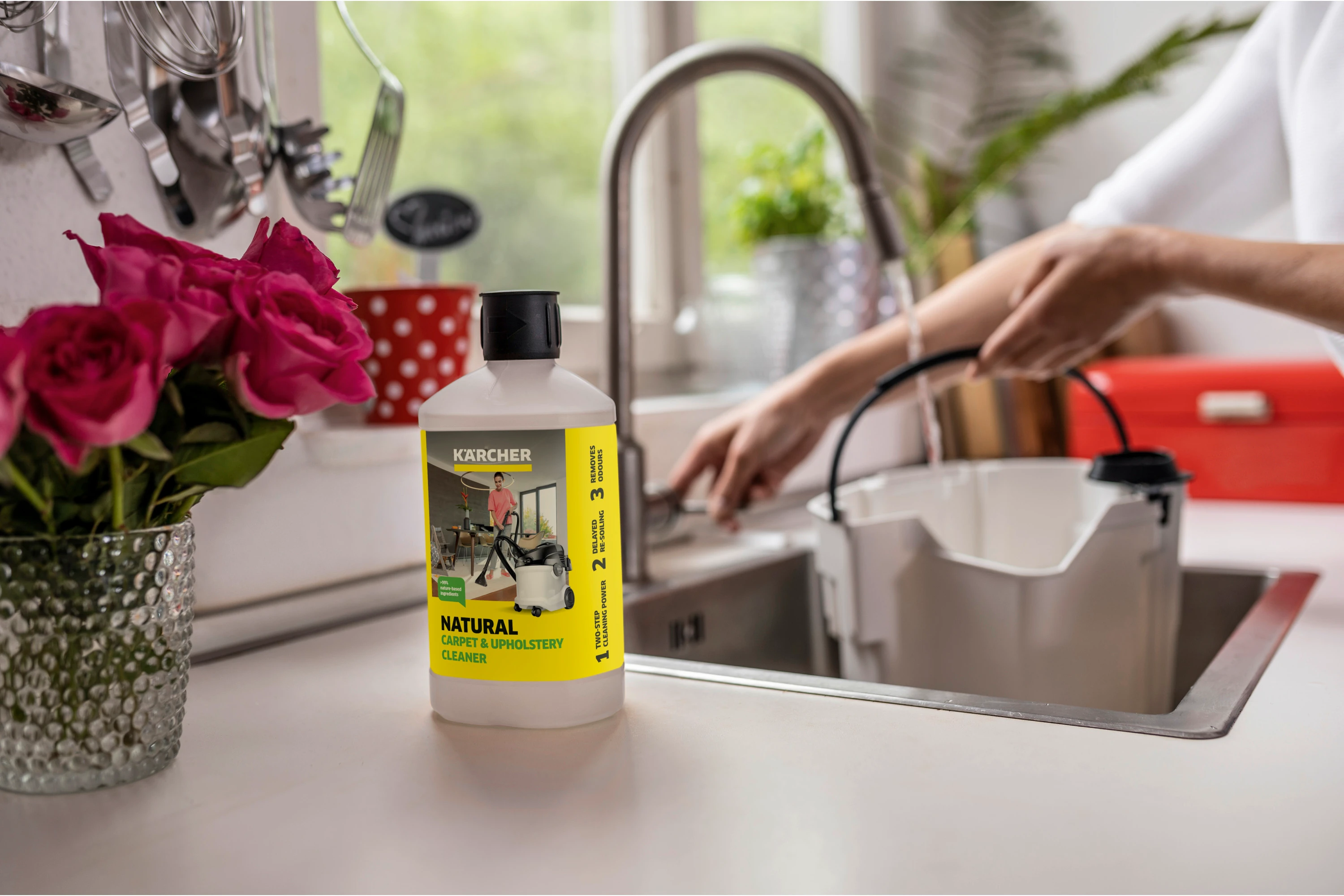 Środek do czyszczenia dywanów KARCHER RM 519N 6.296-237.0 1000 ml – zdjęcie 2