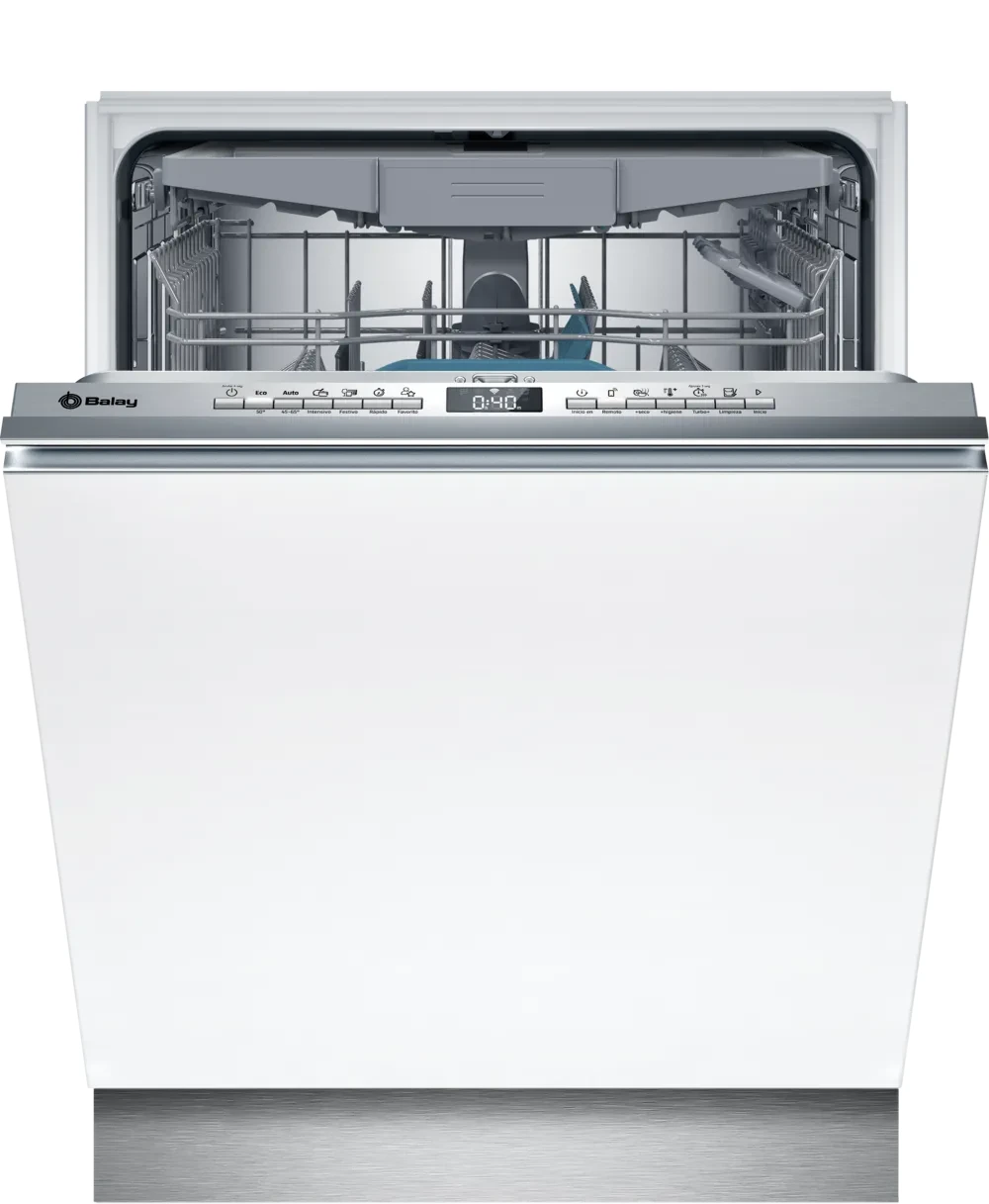 Biała zmywarka Balay z otwartymi drzwiami. Wnętrze pokazuje kosze i cyfrowy wyświetlacz z 0:40. Widoczne są srebrne listwy i przyciski.