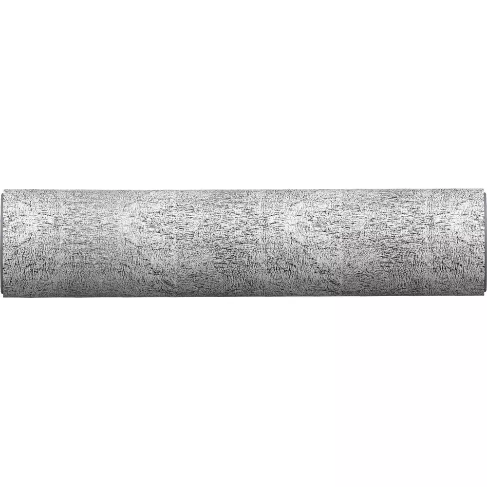 Srebrny, cylindryczny przedmiot o teksturowanej powierzchni.