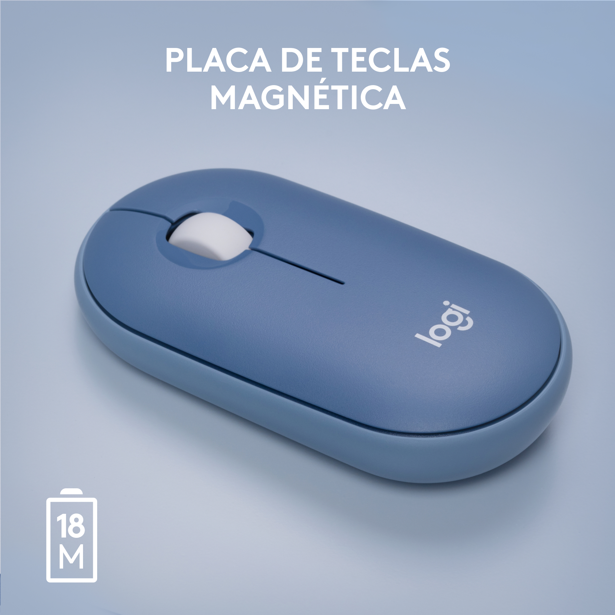 Ratón Logitech azul sobre una superficie azul claro. El texto dice 'PLACA DE TECLAS MAGNÉTICA'. Botón blanco.