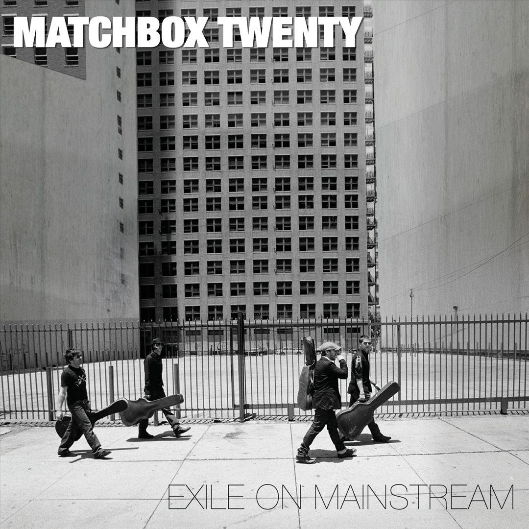 Matchbox Twenty album borító, a zenekar a városi utcán sétál. Háttérben épületek.