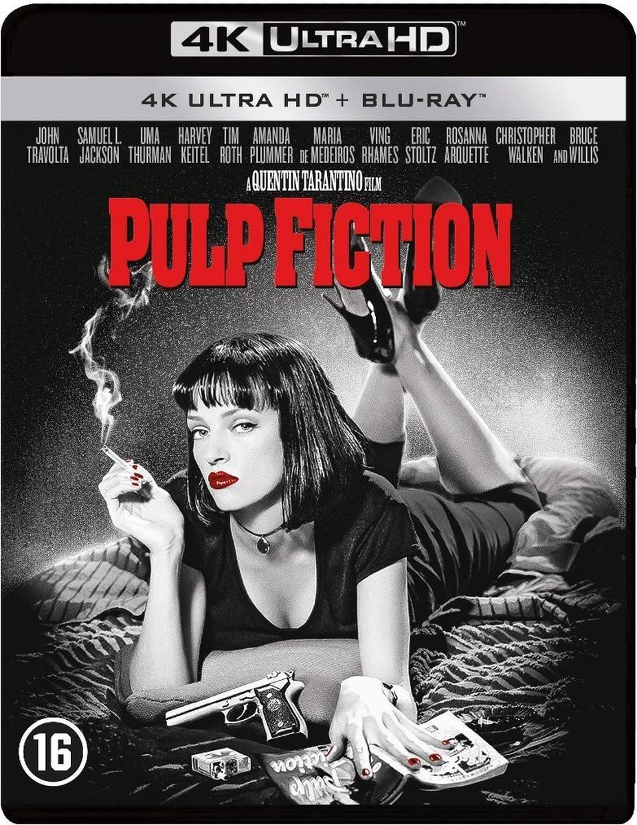 Pulp Fiction DVD-hoes. Vrouw rookt, houdt een pistool vast. Titel: Pulp Fiction. 4K Ultra HD.