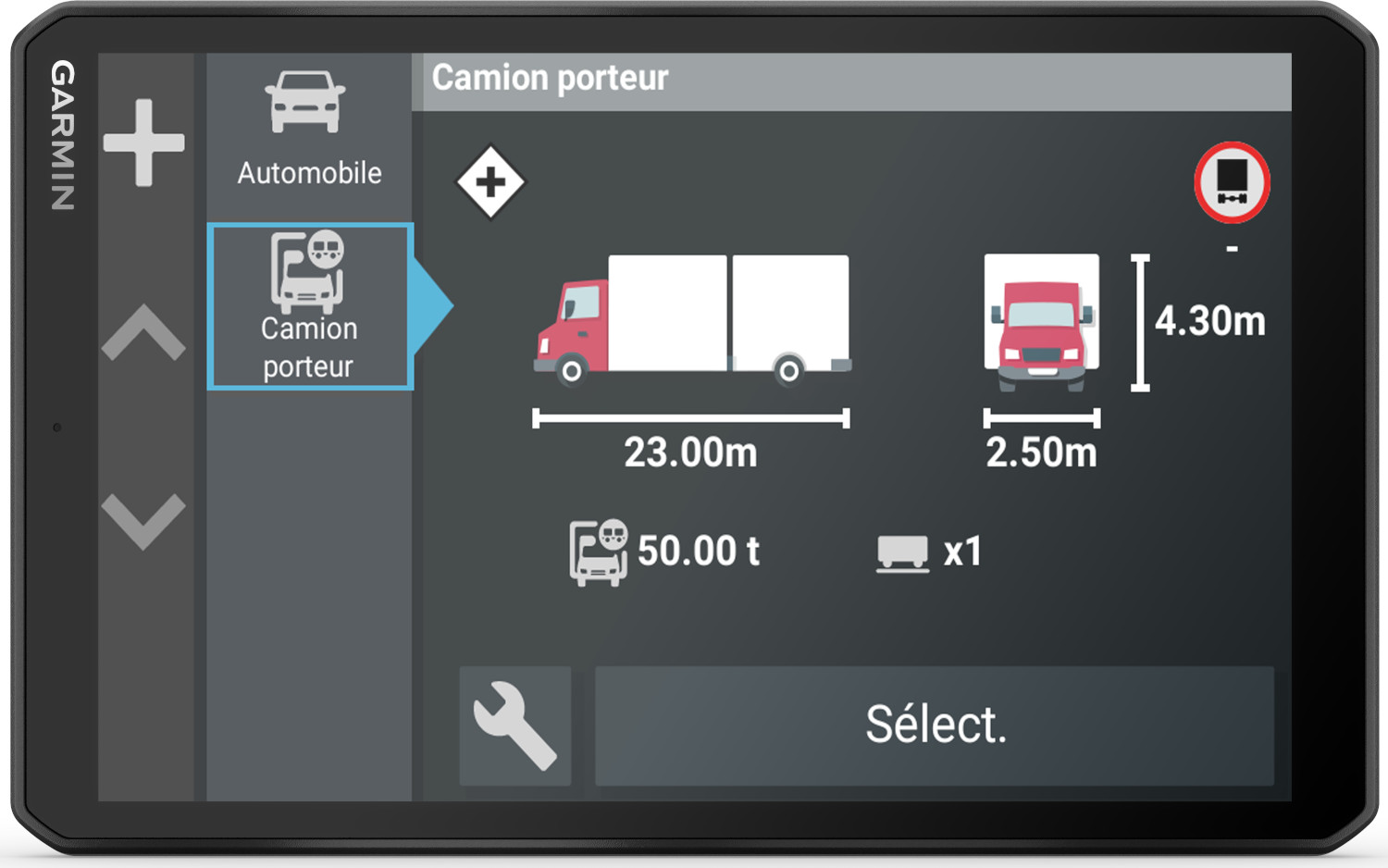 Écran de l'appareil Garmin affichant les dimensions du camion : 23 m de long, 4,3 m de haut, 2,5 m de large et 50 tonnes.