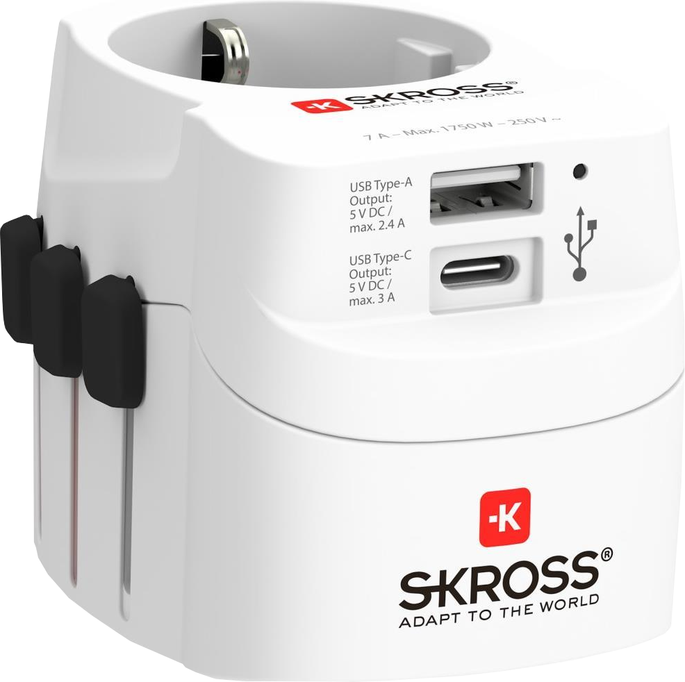 Witte reisadapter met USB- en USB-C-poorten, met label 'SKROSS'.
