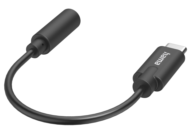 Fekete USB-C-3,5 mm-es audio adapter kábel fekete háttér előtt.