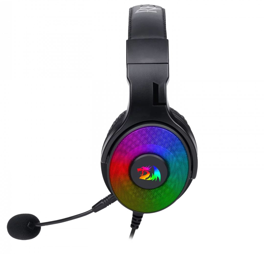 Fekete gamer headset RGB világítással és mikrofonnal.