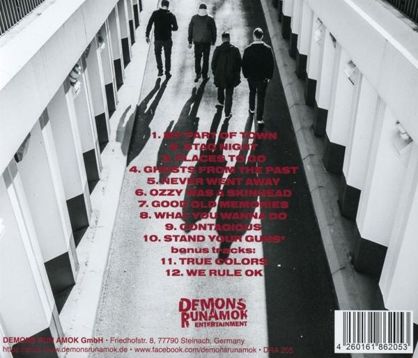 Album-Rückseite mit Bandmitgliedern, die gehen, Titelliste und Text auf Deutsch.