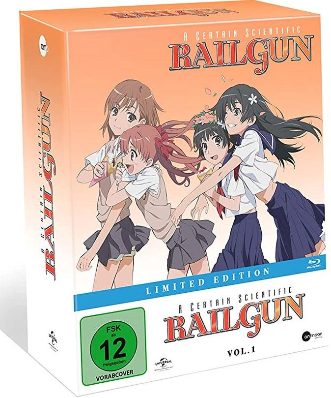 Anime-Box-Set. Vier Mädchen in Schuluniformen sind abgebildet. Der Titel "A Certain Scientific Railgun" ist in orangefarbenen Buchstaben zu sehen.