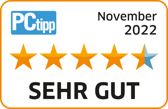 Bewertungs-Grafik: 'PCtipp'-Logo, Text 'November 2022' und fünf Sterne, wobei der letzte teilweise blau ist.