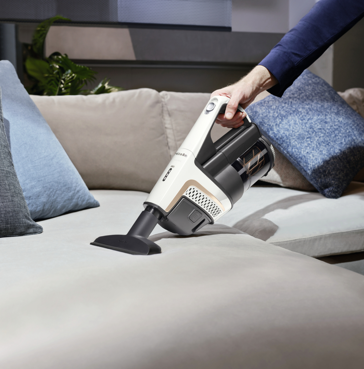 Aspirador escoba - Miele Triflex HX2, 3 en 1, 272 W, 60 min, Blanco loto