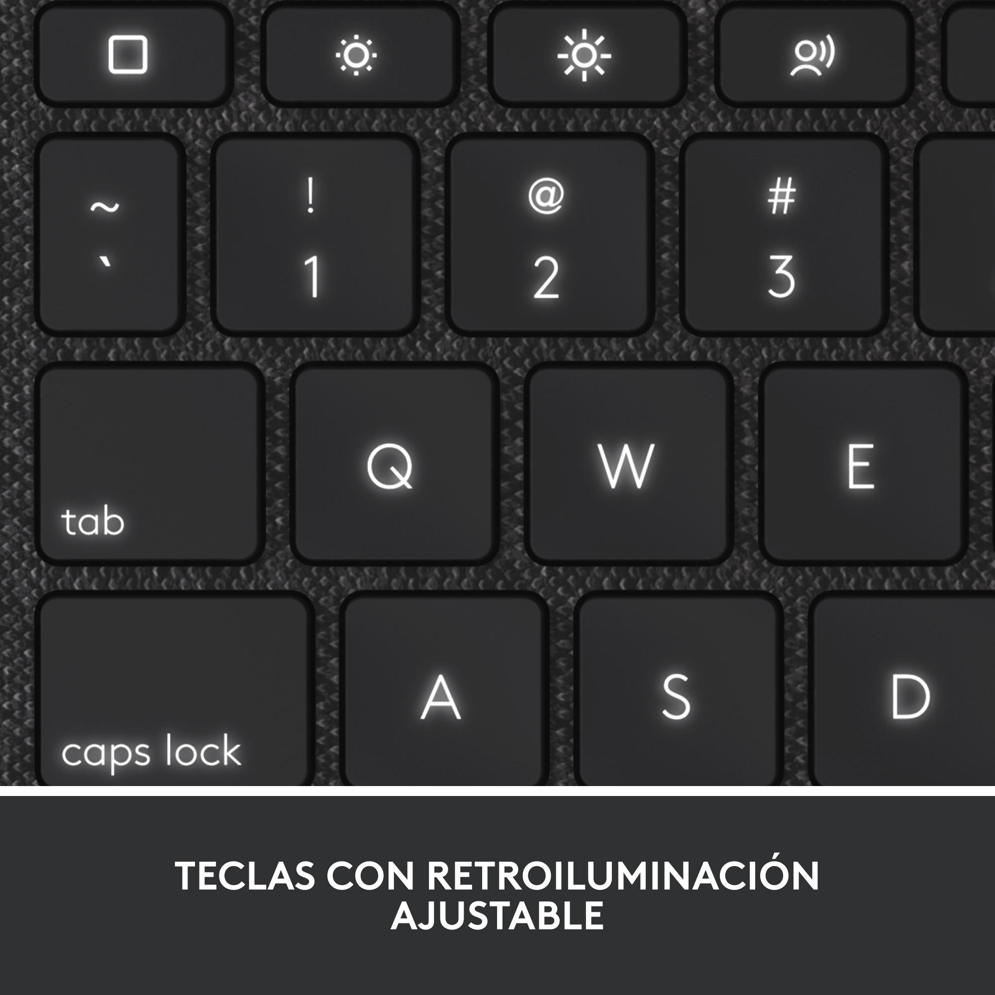 Un mago luchando contra un trol en una cámara oscura de piedra.