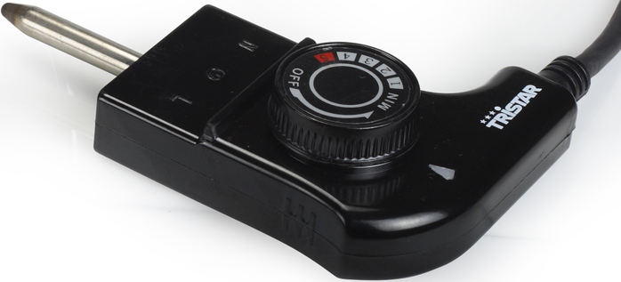 Cadran de contrôle de température noir avec chiffres et texte, fond blanc.