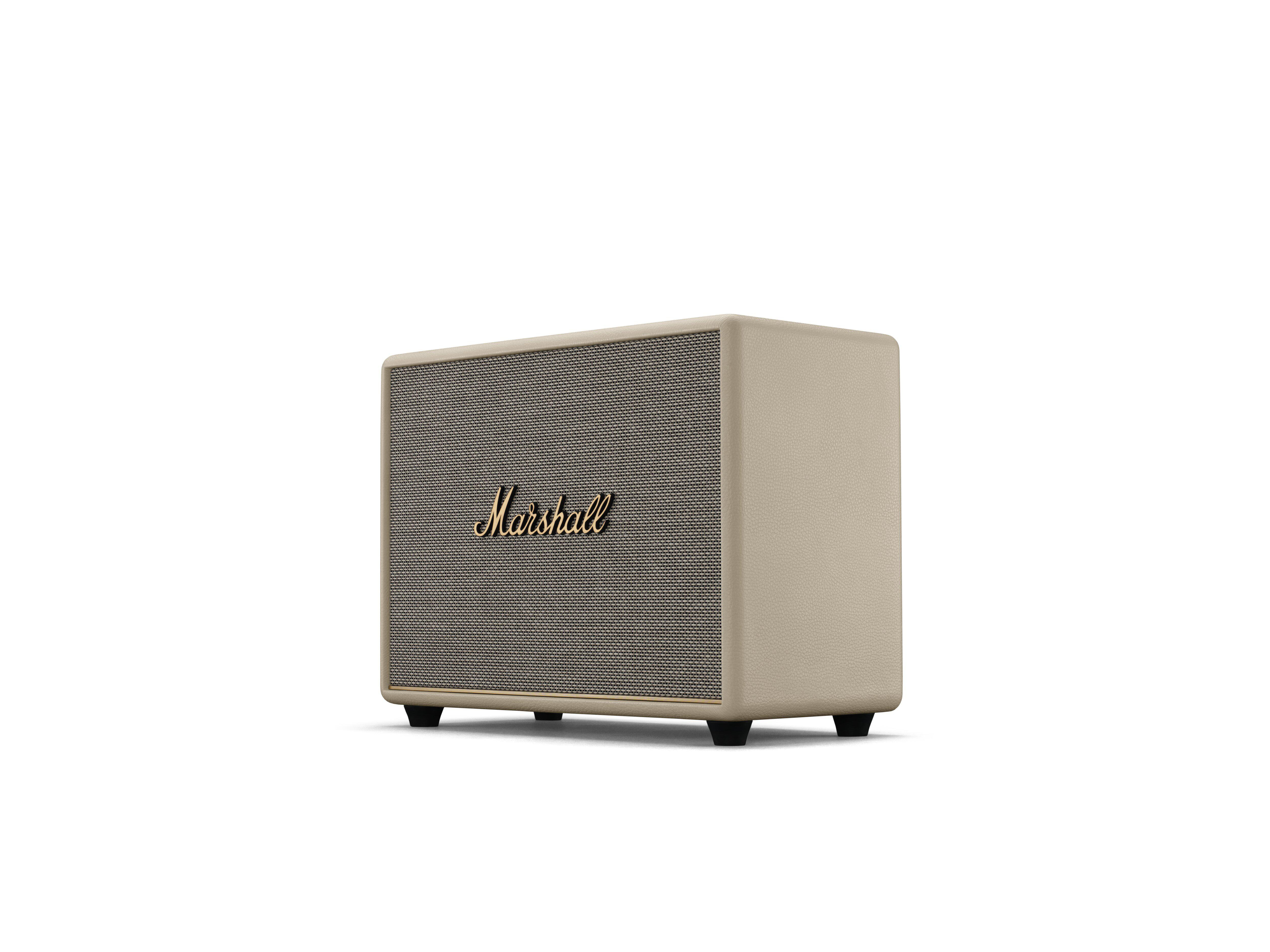 Ein beiger Marshall-Lautsprecher auf weißem Hintergrund. Es hat eine Gitterfront und das 'Marshall'-Logo in Gold.