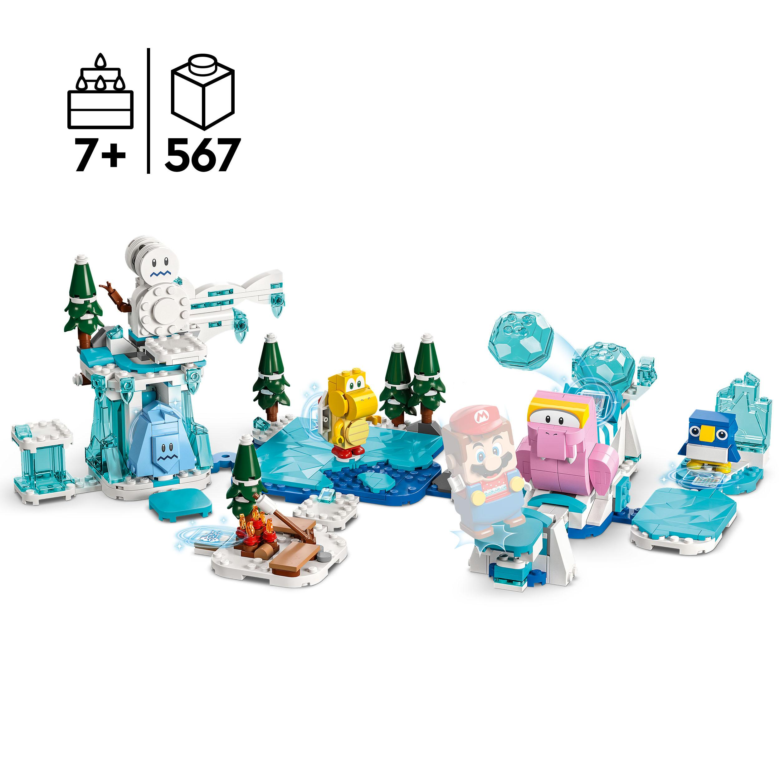 Lego-Set mit Schneemann, Figuren und Eislandschaft mit Bäumen und einem Feuer.