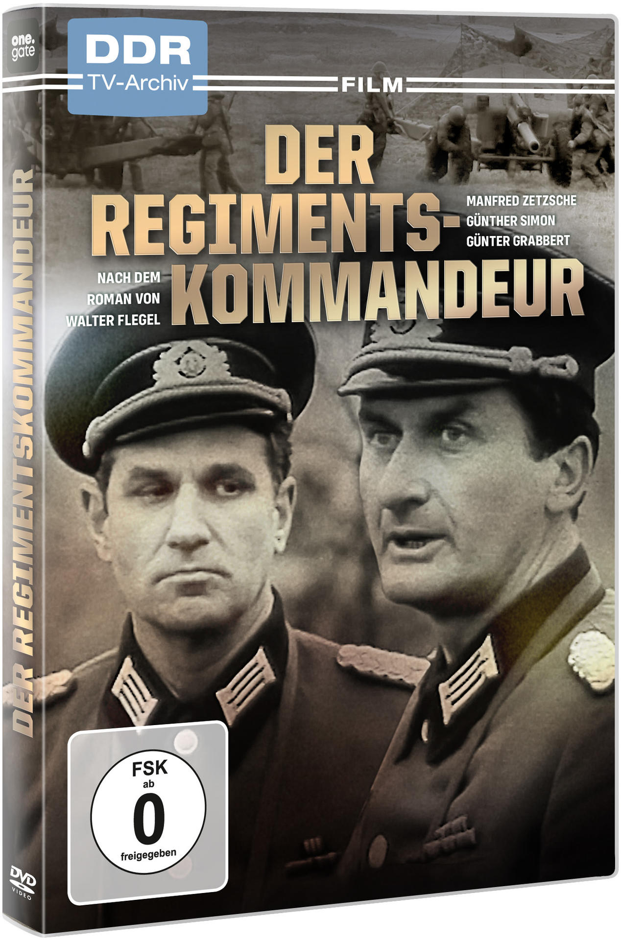 DVD-Hülle. Zwei Männer in Uniform sind auf dem Cover. Filmtitel ist in großer Schrift.