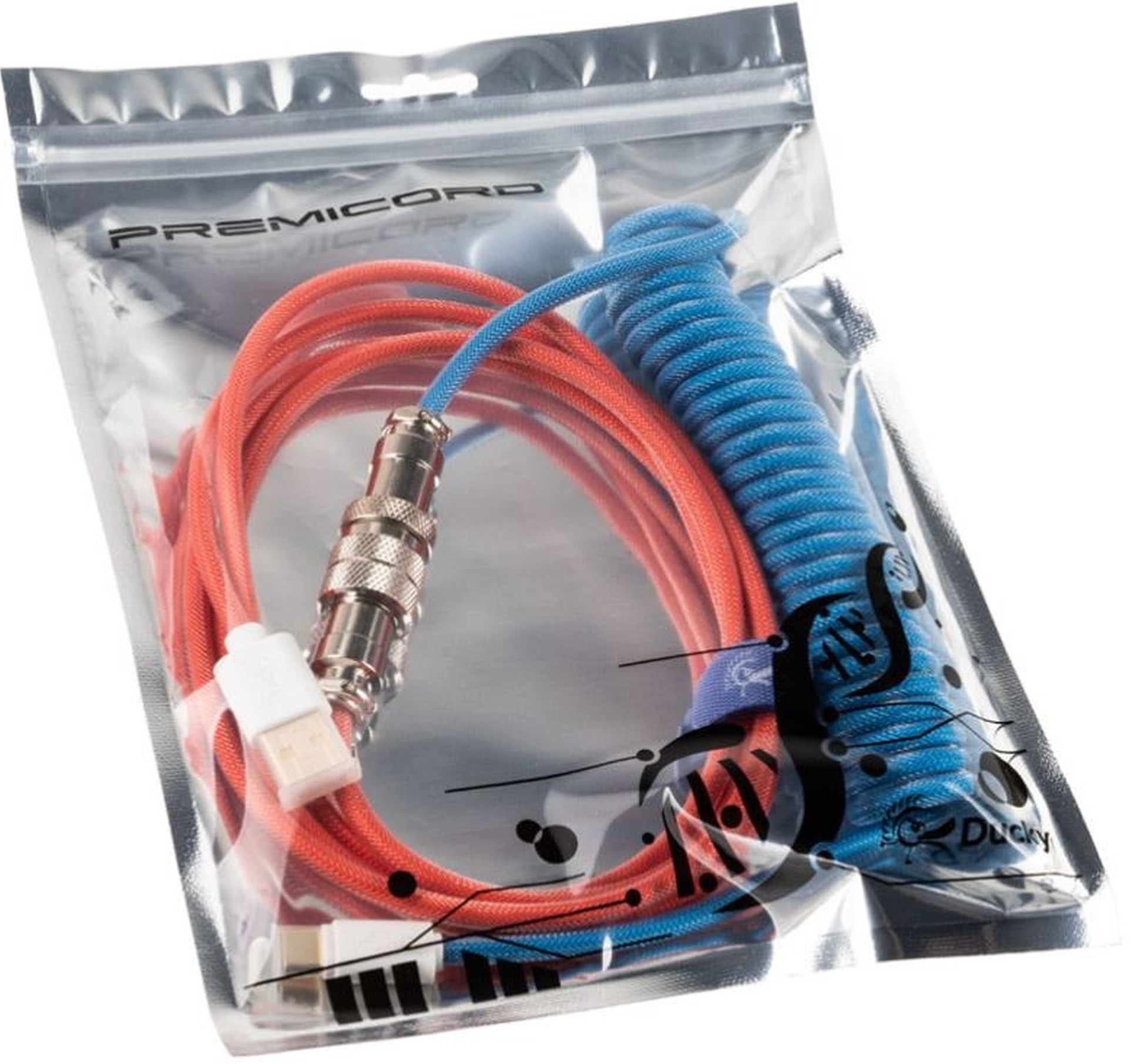 Ein oranges und blaues Spiralkabel in einer durchsichtigen Plastiktüte.