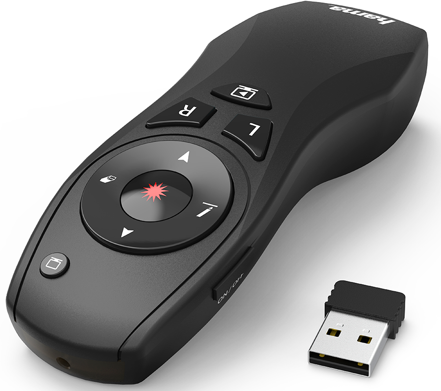 Een zwarte afstandsbediening met knoppen, pijlen en een USB-ontvanger. De achtergrond is wit.