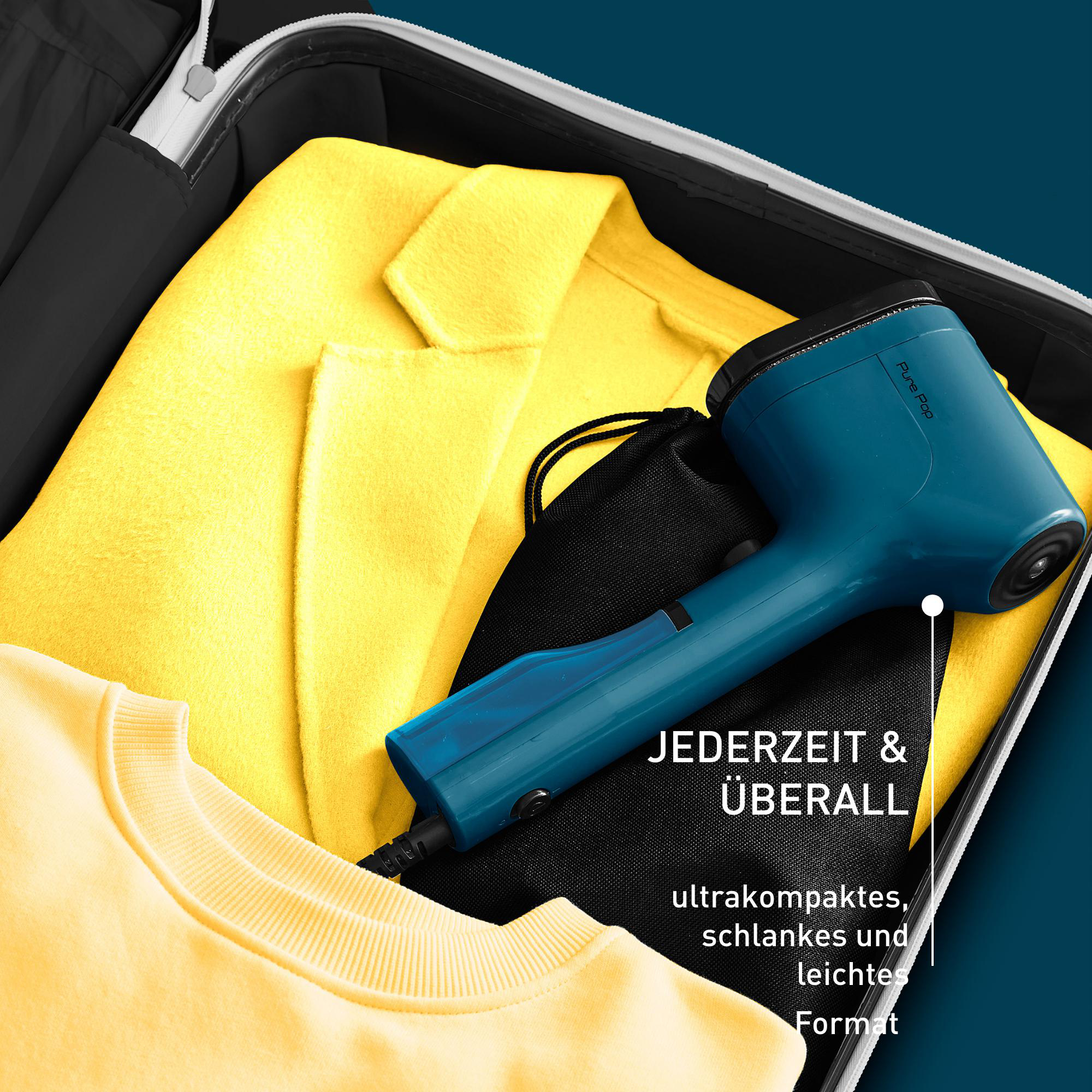 Blauer Kleidungsdampfer und Kleidung in einem Koffer mit Text.