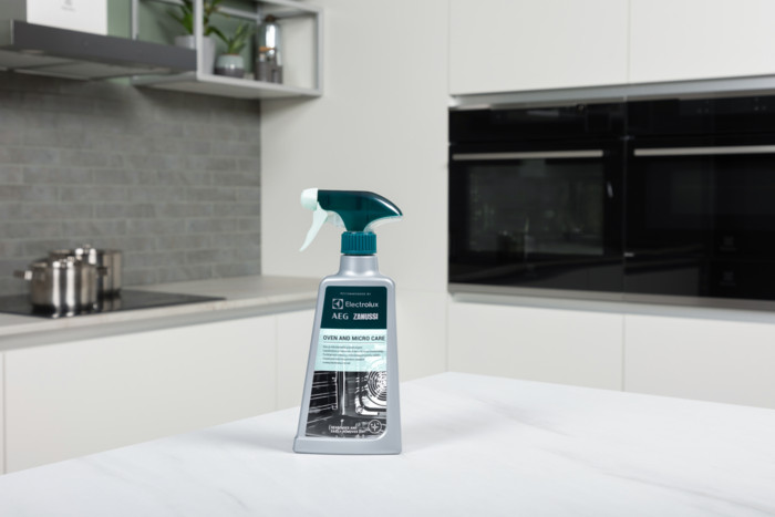ELECTROLUX Spray nettoyant pour four et four à micro-ondes (M3OCS300)