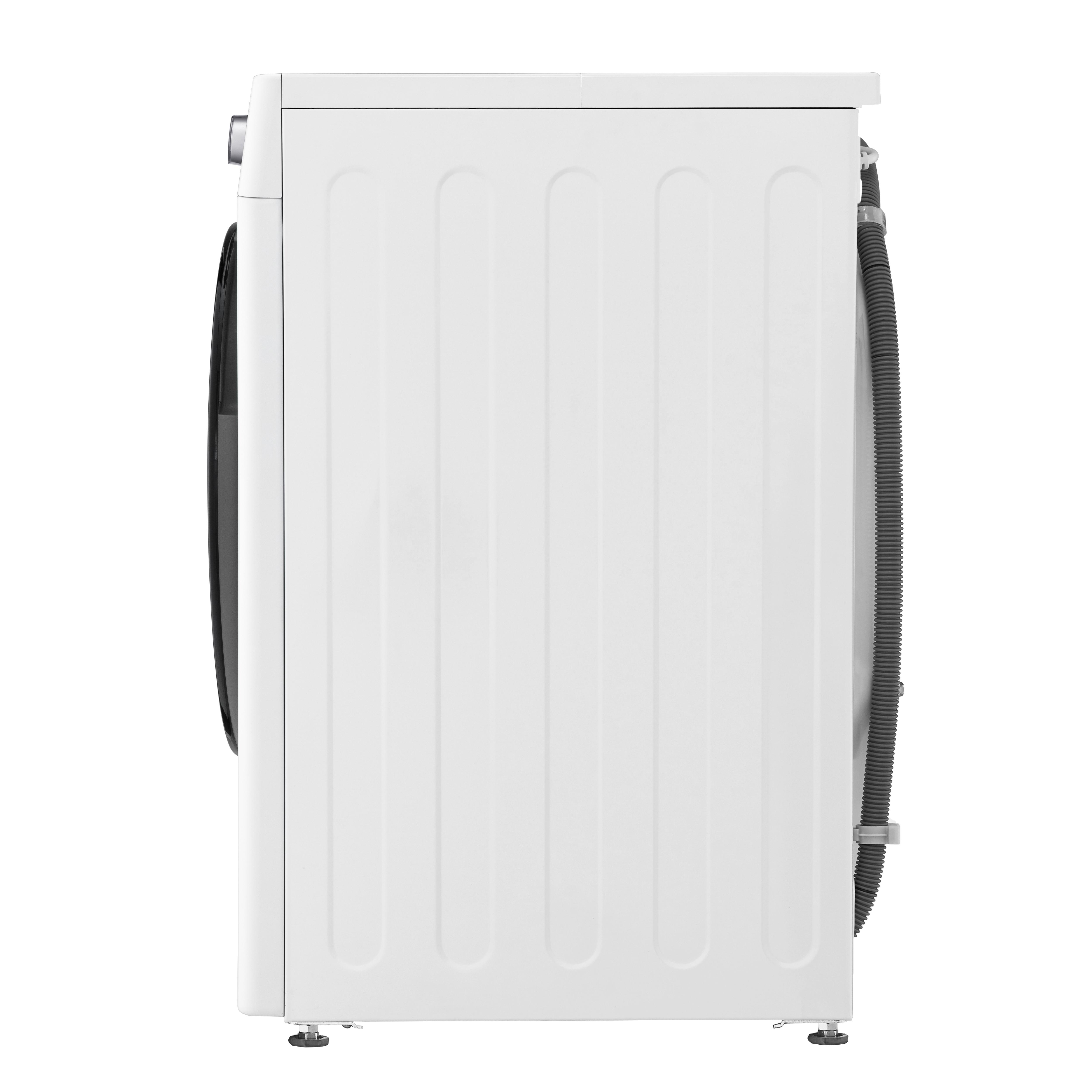 Seitenansicht einer weißen Waschmaschine. Die Rückseite hat ein geripptes Design und einen Schlauch.