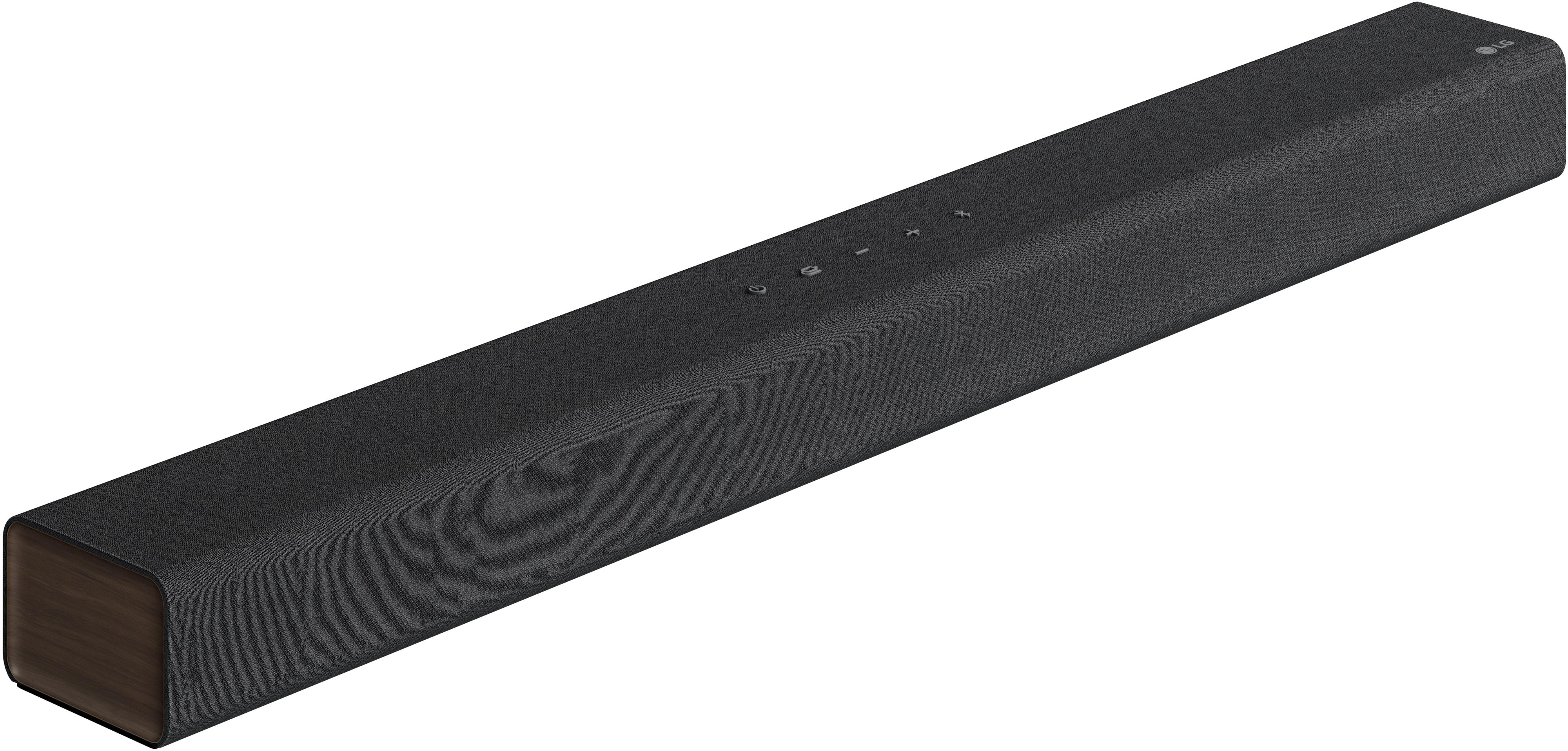 Eine schwarze Soundbar mit Stoffbezug und Holzendkappen, Knöpfen oben, vor weißem Hintergrund.