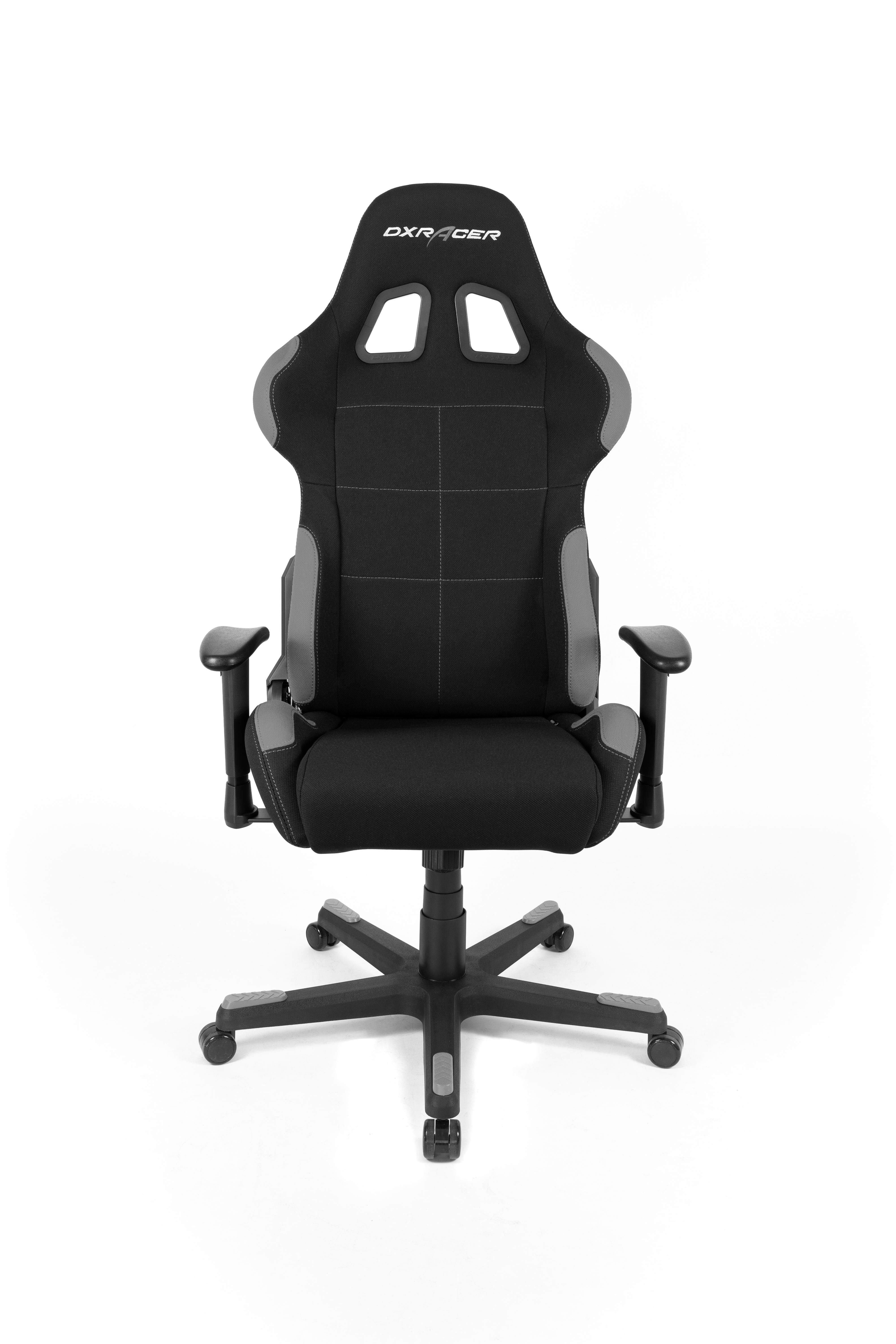 Schwarzer und grauer Gaming-Stuhl auf weißem Hintergrund. DXRacer-Logo auf der Kopfstütze.