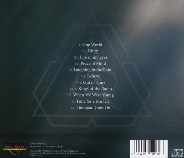 Albumcover mit Songtiteln und Logo. Schwarz-weißes geometrisches Design.