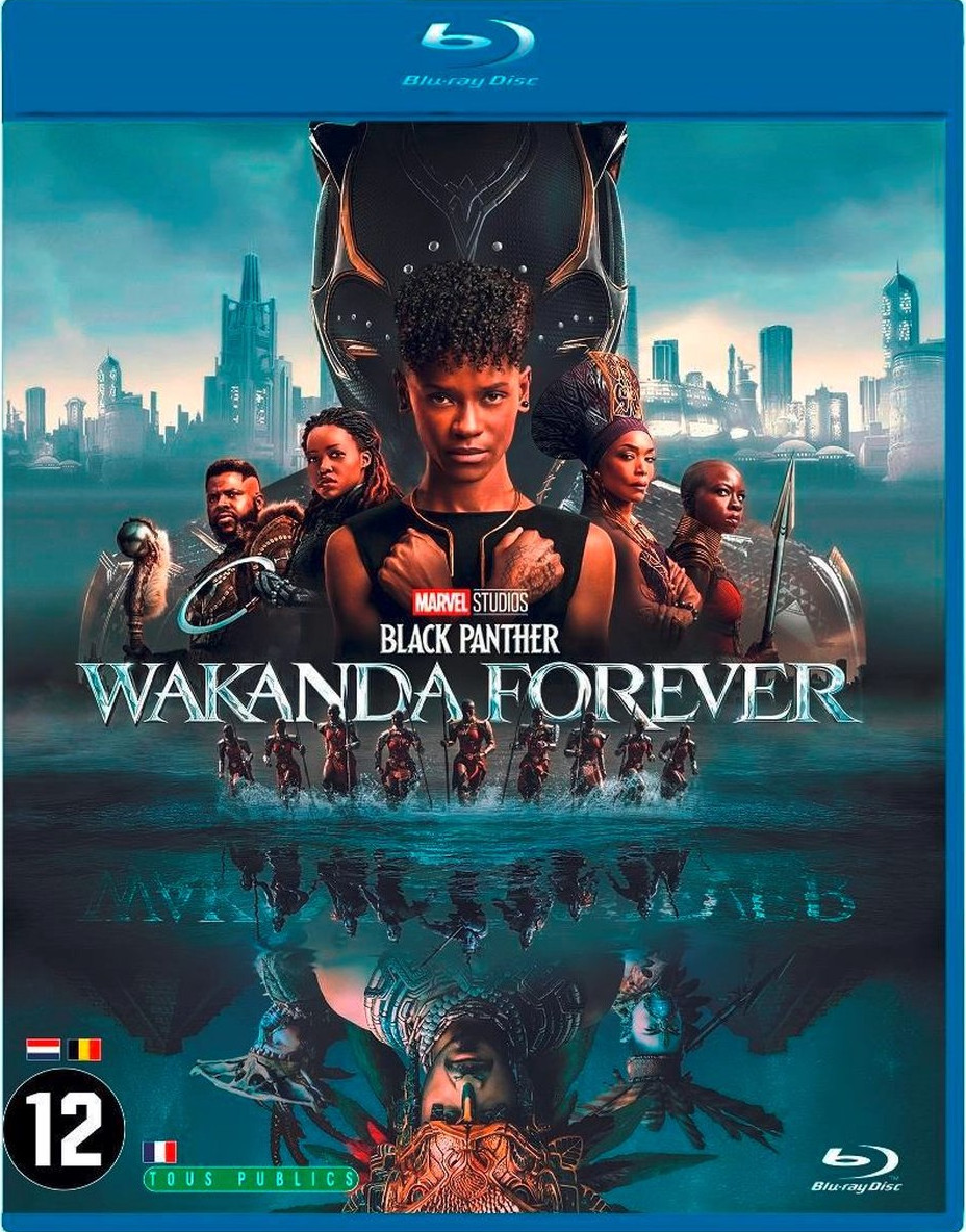 Blu-ray disc cover voor Black Panther: Wakanda Forever. Toont acteurs en filmtitel.