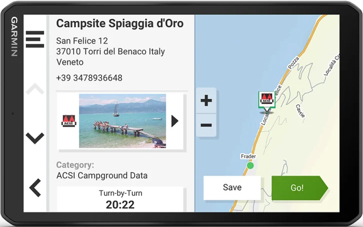 Garmin-Gerät zeigt Campingplatzdetails mit Bild eines Stegs und Karte.