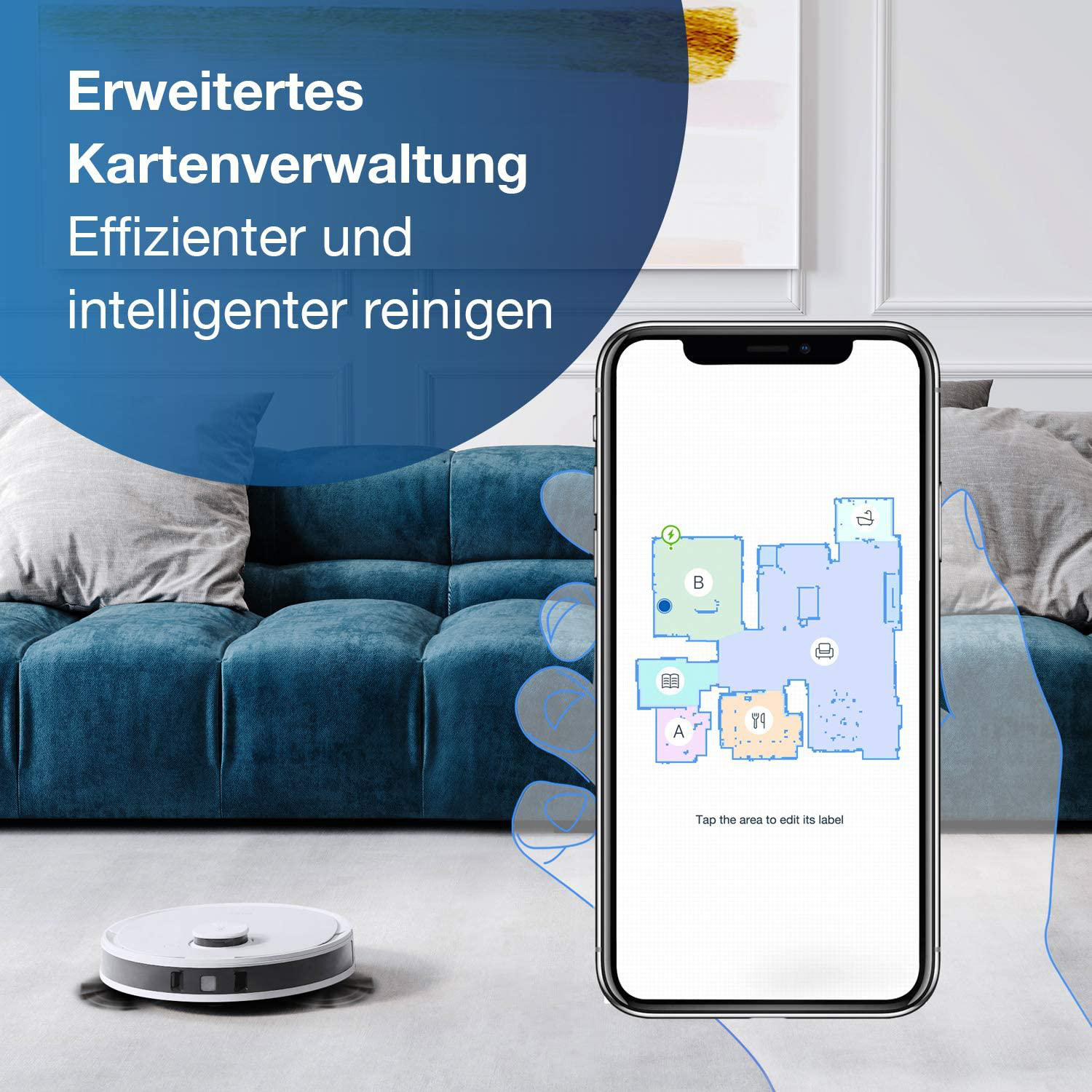Eine schwarze Tablethülle, leicht abgewinkelt. Die Hülle hat eine Kameraöffnung.