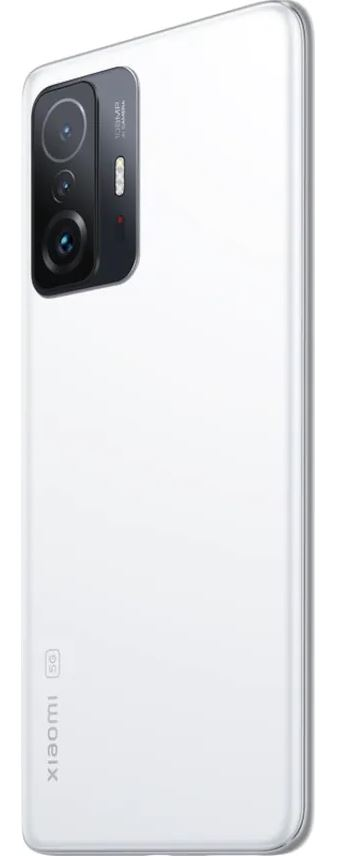 Beyaz akıllı telefon yandan, siyah üçlü kamera, Xiaomi yazısı.