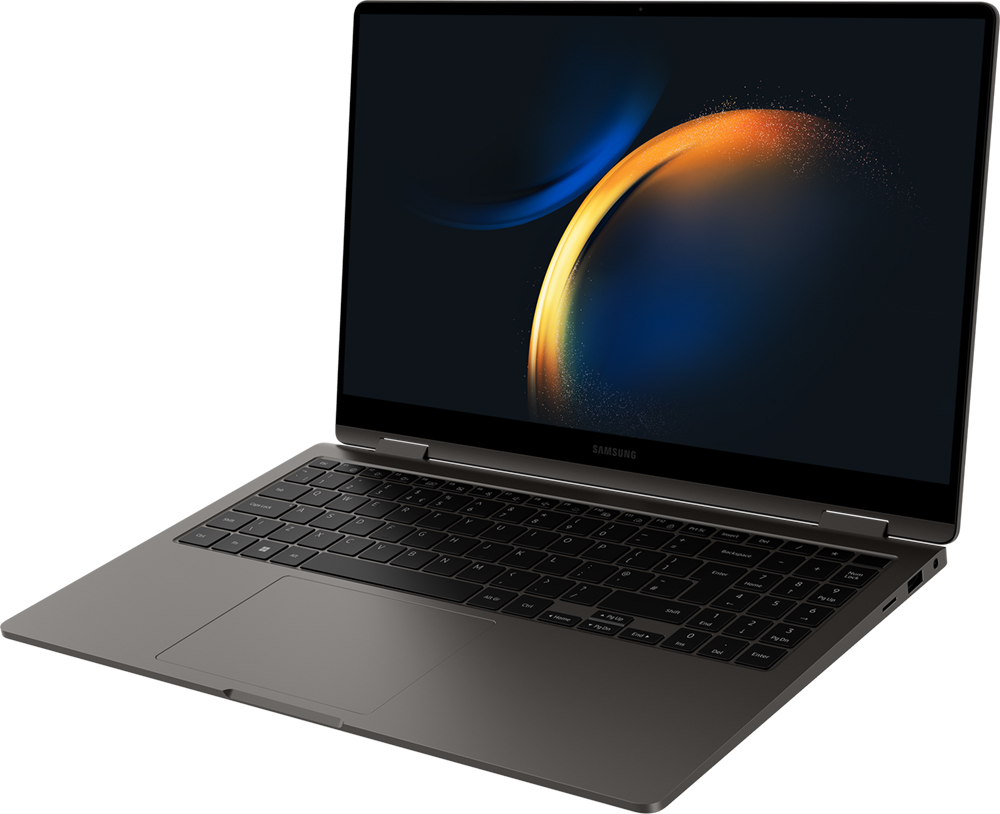 Een grijze laptop op een bureau, met het scherm dat een blauw en oranje ontwerp weergeeft.