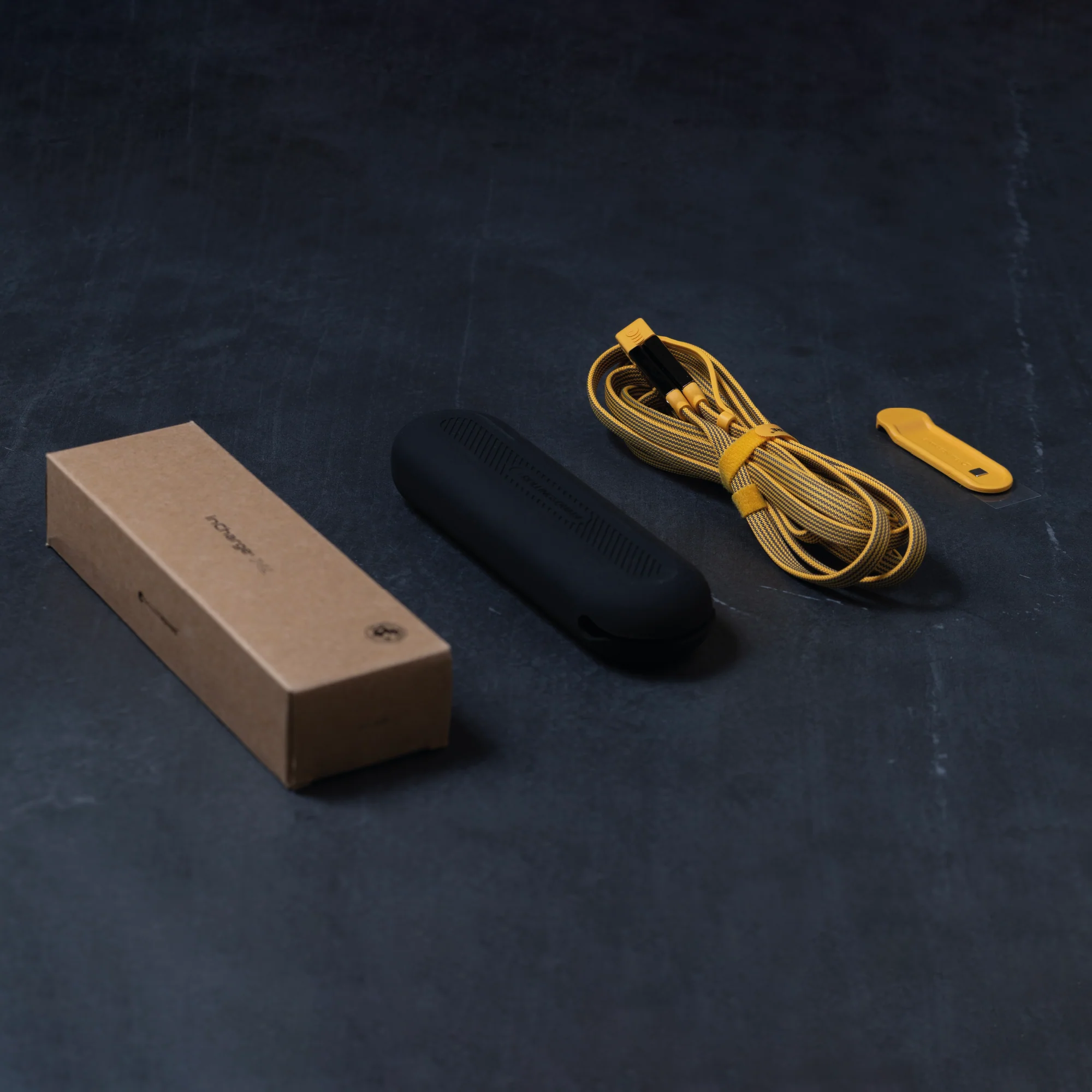ROLLING SQUARE inCharge XL - Câble de charge et synchronisation (Jaune)