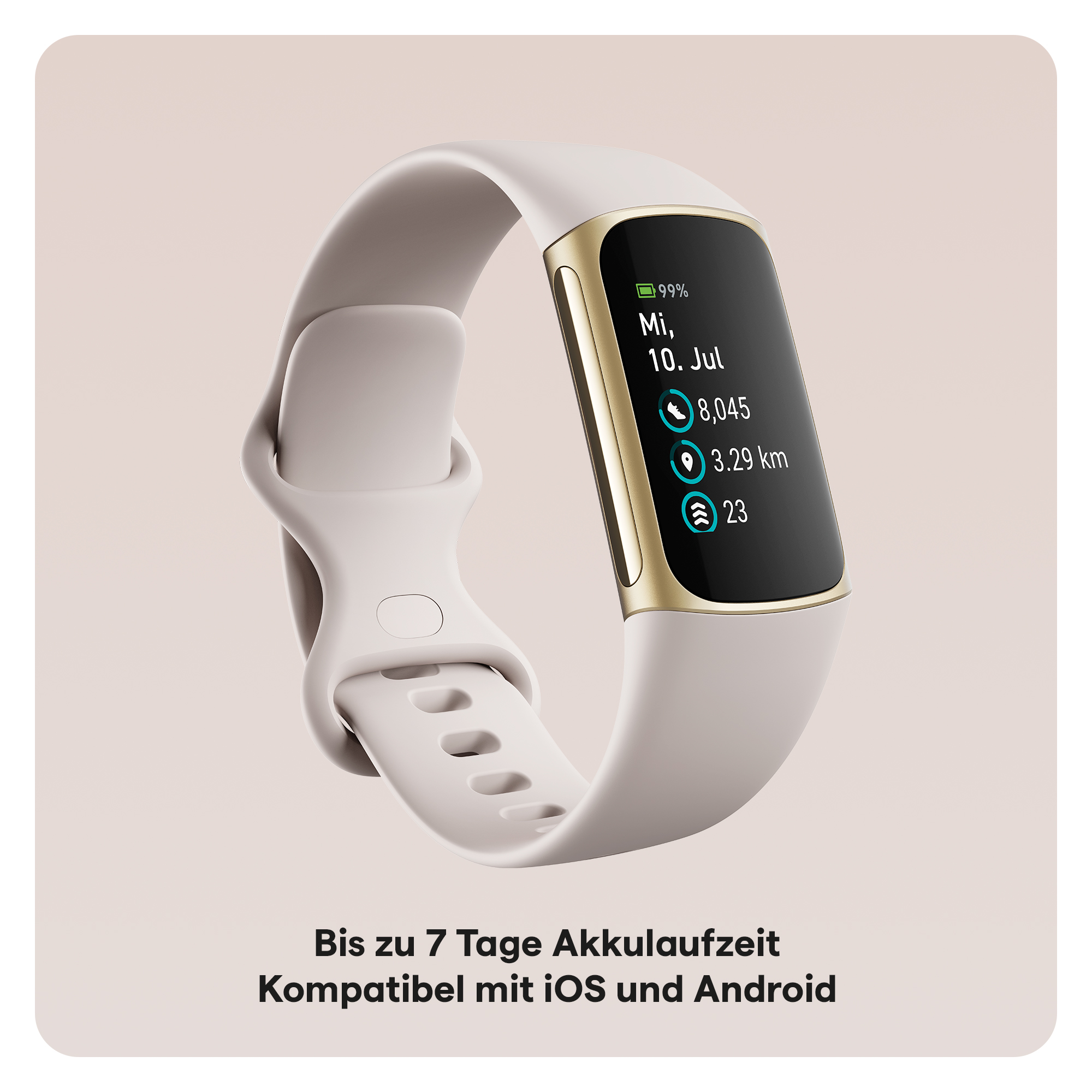 Smartwatch auf Oberfläche. Zeigt Zeit, Schritte, Distanz und Akkulaufzeit an. Beiges Armband mit Golddetail.