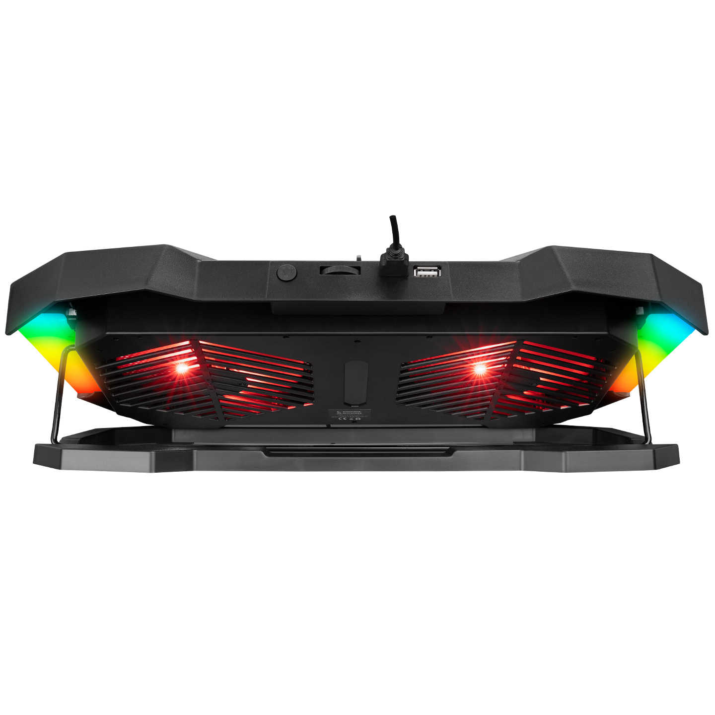 RGB ışıklı siyah dizüstü bilgisayar soğutucusu. Beyaz arka plan.