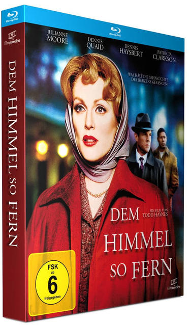 DVD-Hülle mit einer Frau in einem roten Mantel auf dem Cover mit dem Titel 'Dem Himmel so Fern'.