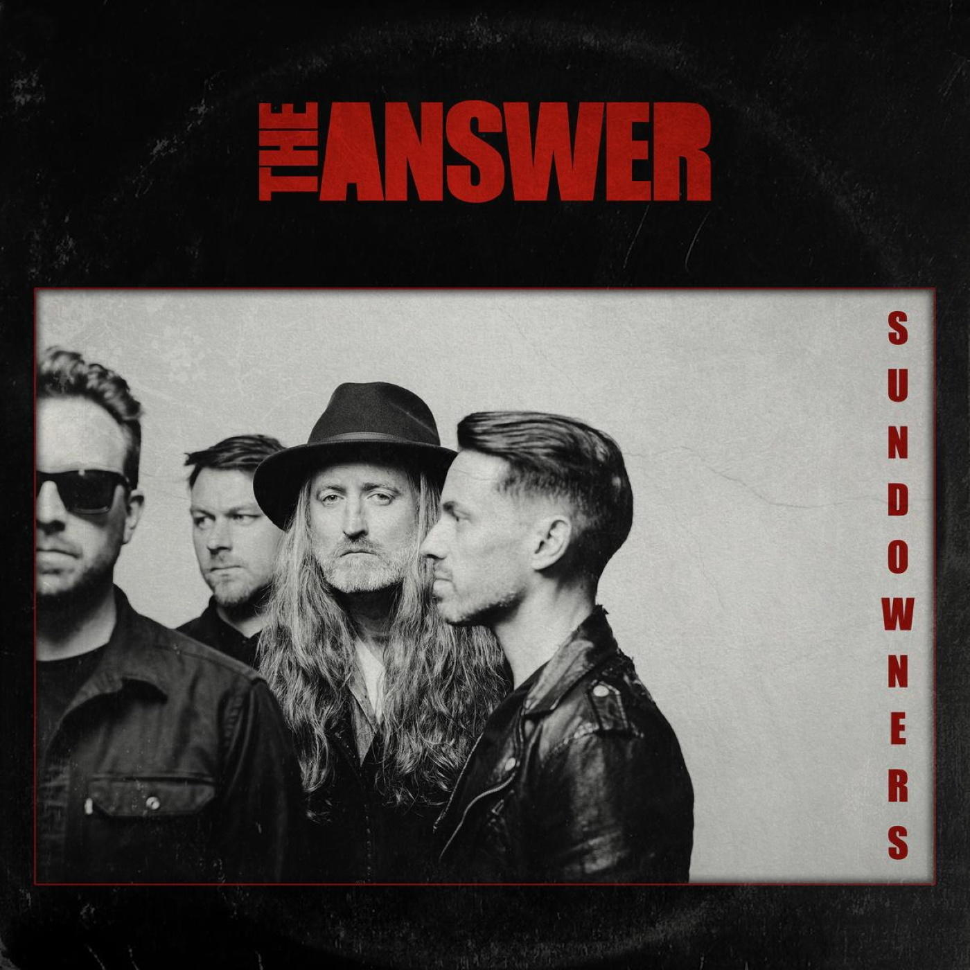 Albumcover mit vier Männern. Roter Text sagt 'The Answer' und 'Sundowners'.