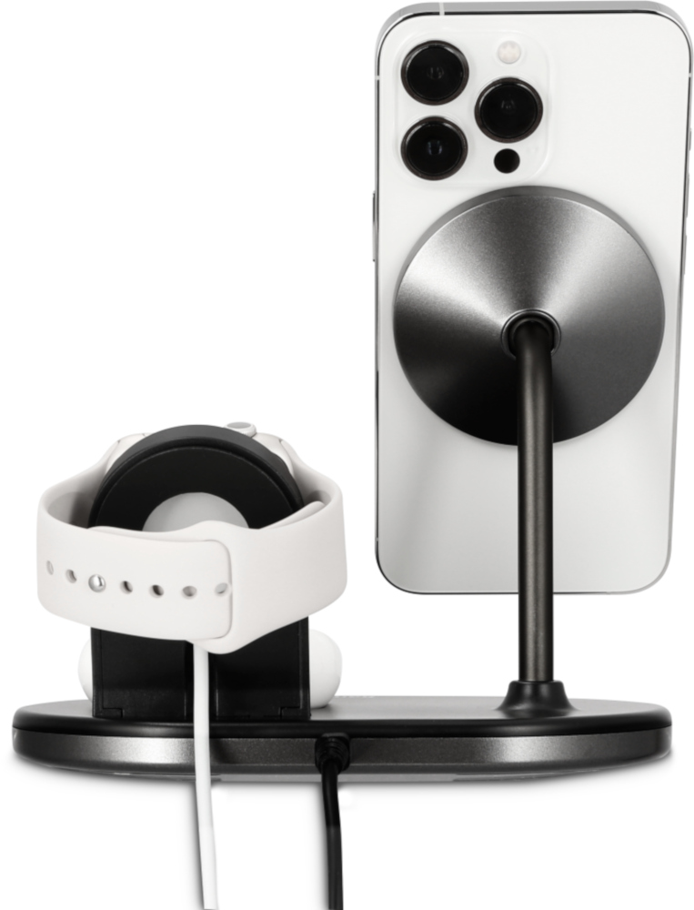 Téléphone blanc sur un support. Comprend un chargeur Apple Watch et des écouteurs. Le tout sur une base noire.