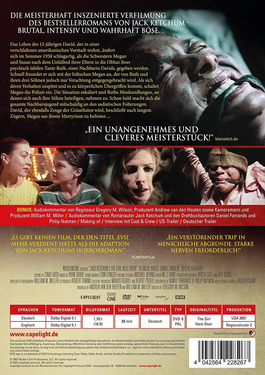 DVD-Cover: 'The Girl Next Door' mit Text und Bildern zur Werbung für den Film.