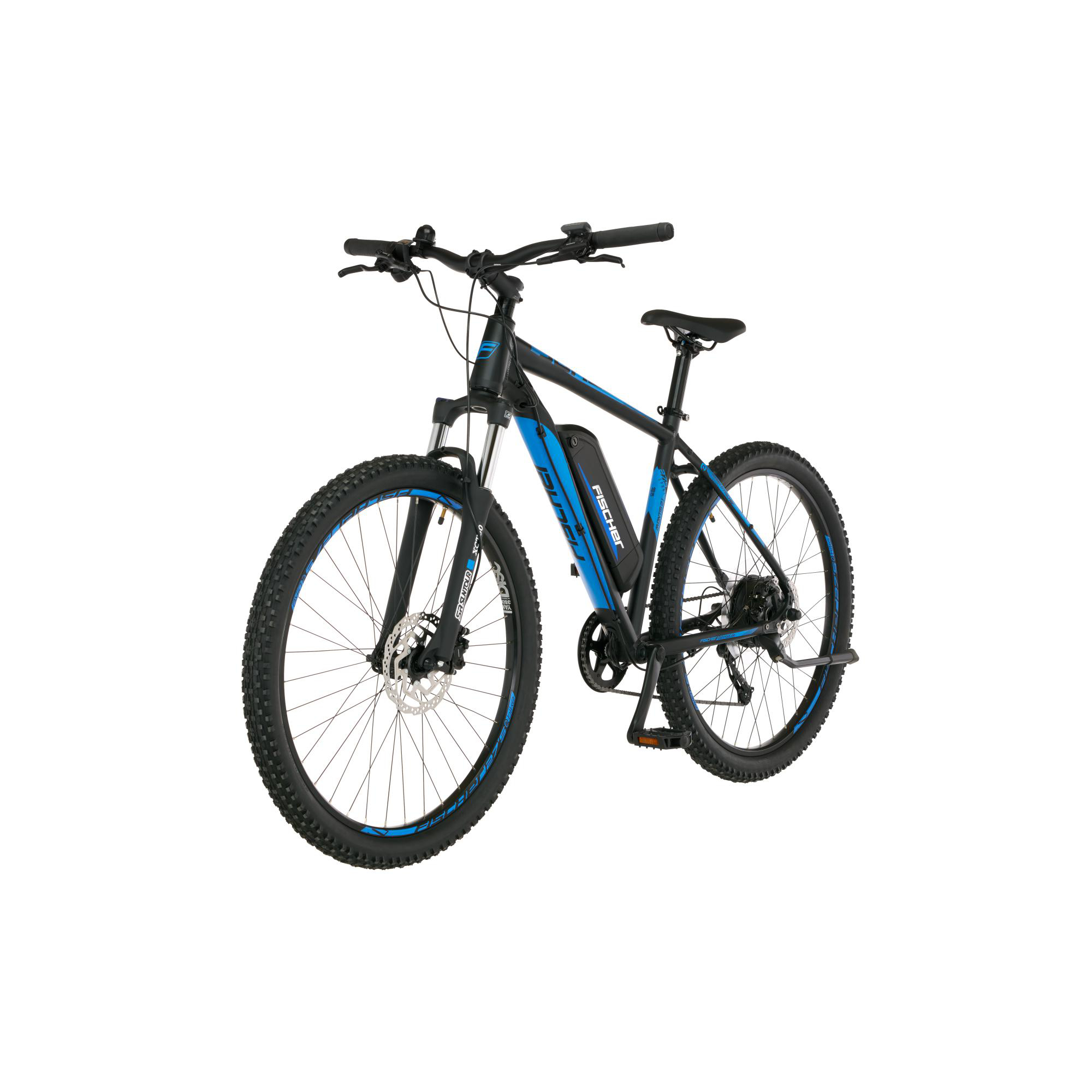 Ein schwarz-blaues Mountainbike auf weißem Hintergrund. Das Fahrrad ist angewinkelt.
