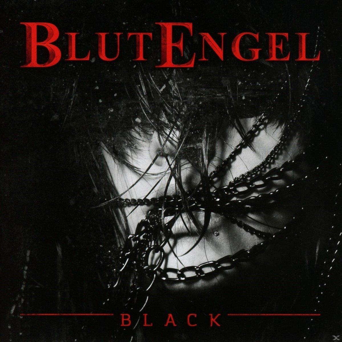 Album borító: Blutengel - Black. Egy nő sötét hajjal és láncokkal az arcán, piros szöveg.