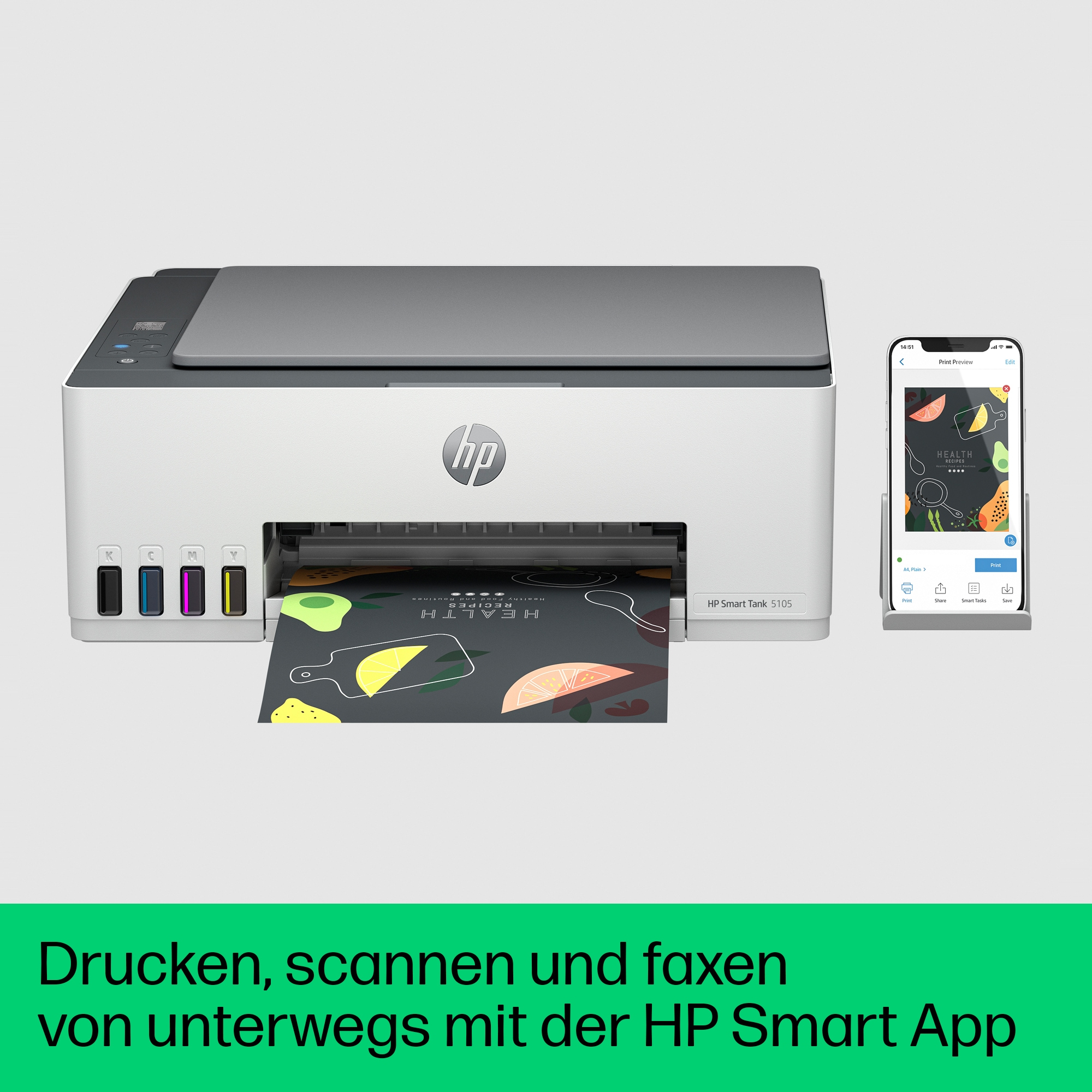 HP-Drucker, der ein Dokument druckt, ein Telefon zeigt die HP Smart App an.