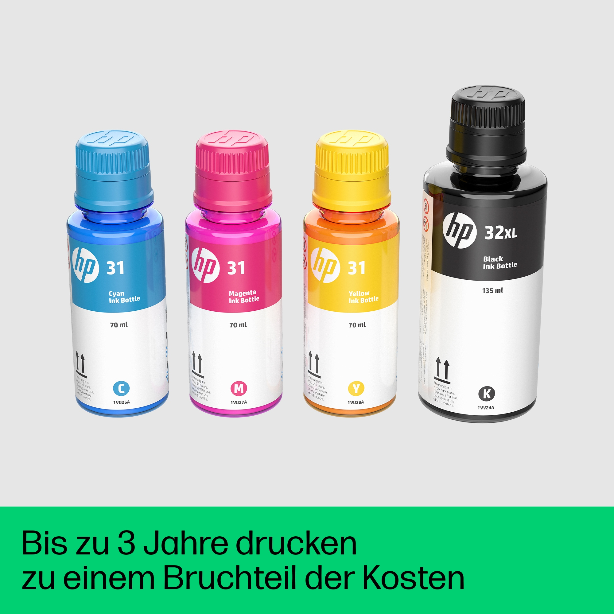 Vier Flaschen HP-Tinte: Cyan, Magenta, Gelb und Schwarz. Die Flaschen sind mit Tintentyp beschriftet.