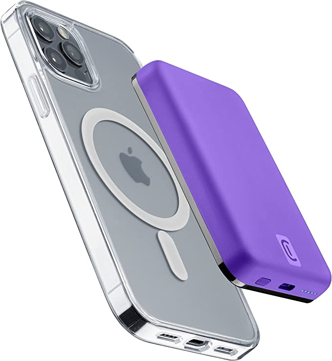 Una funda transparente para teléfono con una plataforma de carga púrpura adjunta. Logotipo de Apple visible. Logotipo 'C' en la plataforma.
