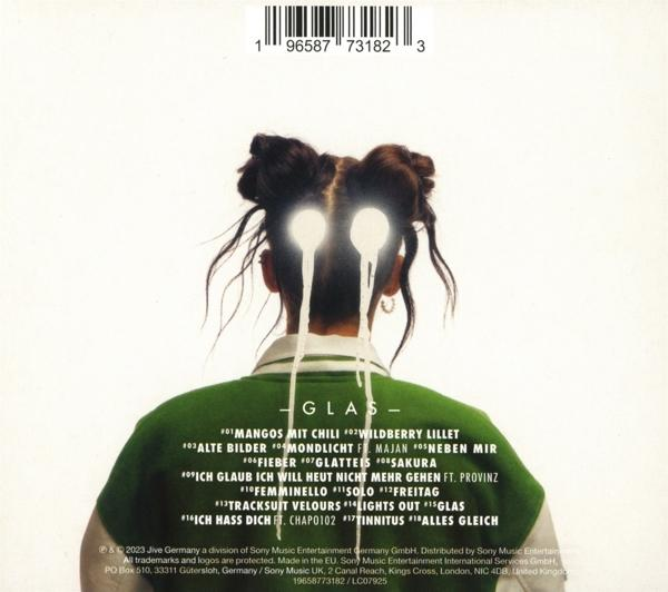 Rückseite der CD-Hülle mit dem Gesicht einer Frau und einer Liste von Titeln.