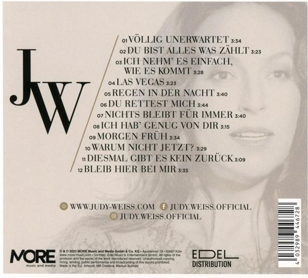 CD-Cover mit dem Gesicht einer Frau und Songtiteln.