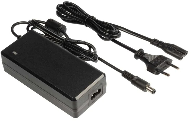XTORM Power Station Portable 300W Xtreme 78 000 mAh (AXP300U)