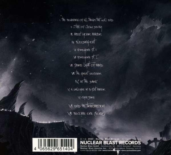 Egy album hátlapja dallaszöveggel és adatokkal. Sötét háttér, tájképpel.